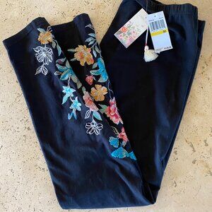 NWT Johnny Was Black Manu Legging with Colorful Floral Embroidery size M